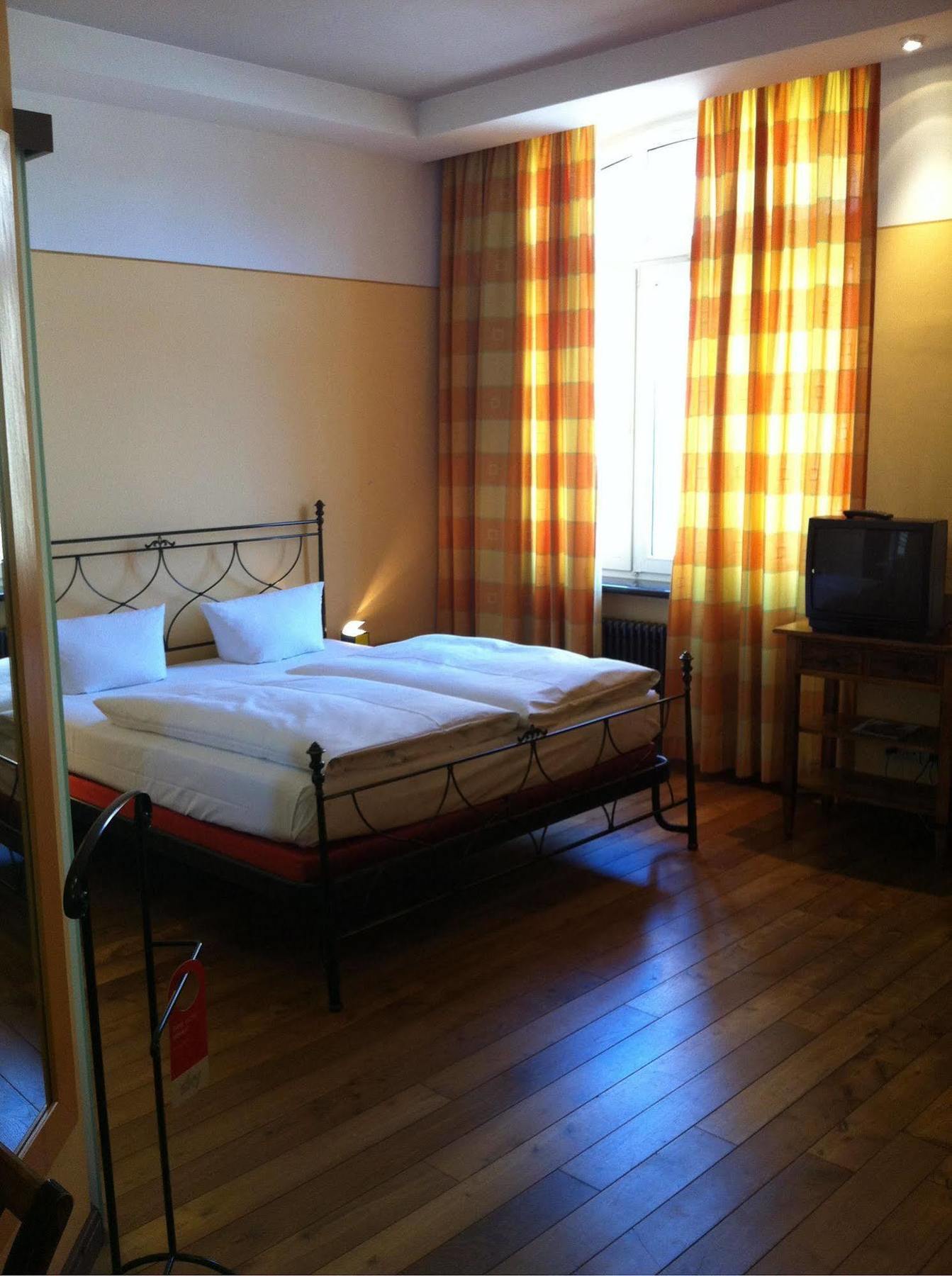 New Hotel